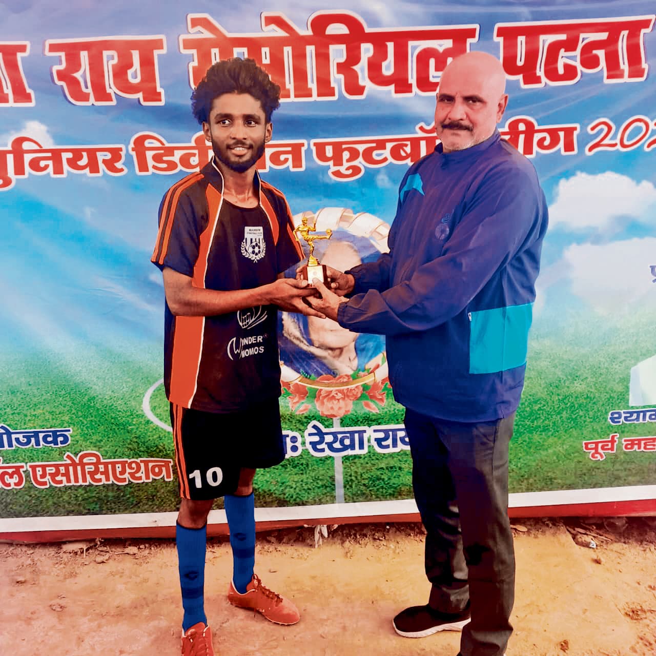 जूनियर डिवीजन फुटबॉल लीग में टर्फ एरिना व रैनबो का मैच ड्रॉ