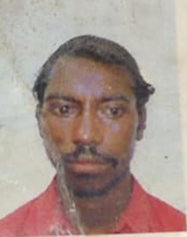 Dhanbad News : ट्रक की चपेट में आकर युवक की मौत, रोड जाम