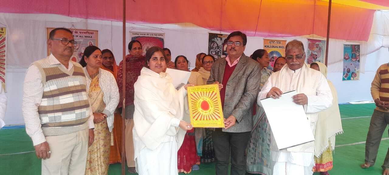 आध्यात्मिक प्रदर्शनी स्वर्णिम भारत के नवनिर्माण के मैप के साथ रोडमैप भी दर्शाती है: स्नेहा बहन