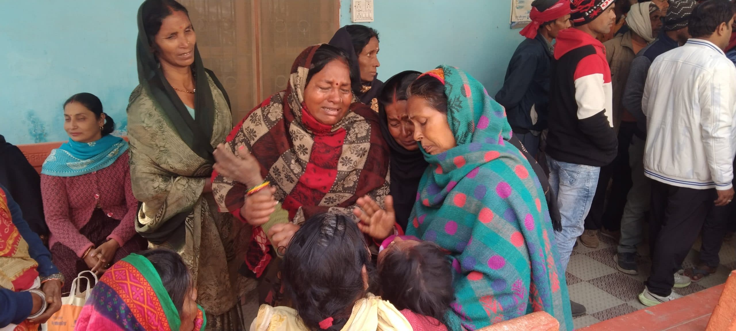 अस्पताल परिसर में महिला को एंबुलेंस ने कुचला, मौत