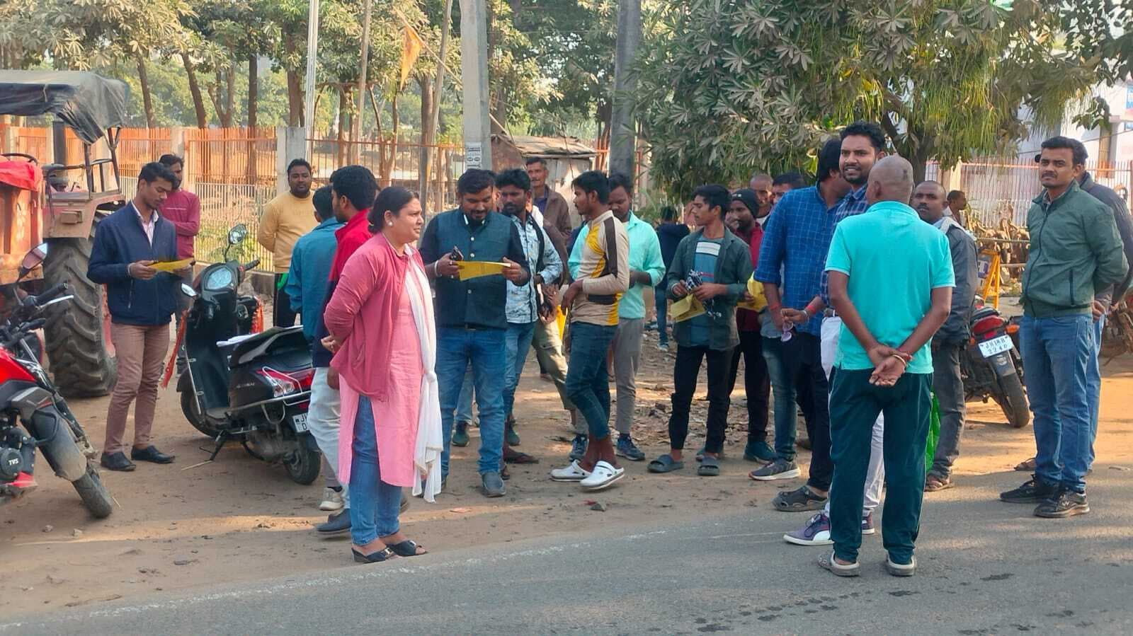 बिना फिटनेस के चल रहे स्कूल बसों पर विभाग करेगा शिकंजा