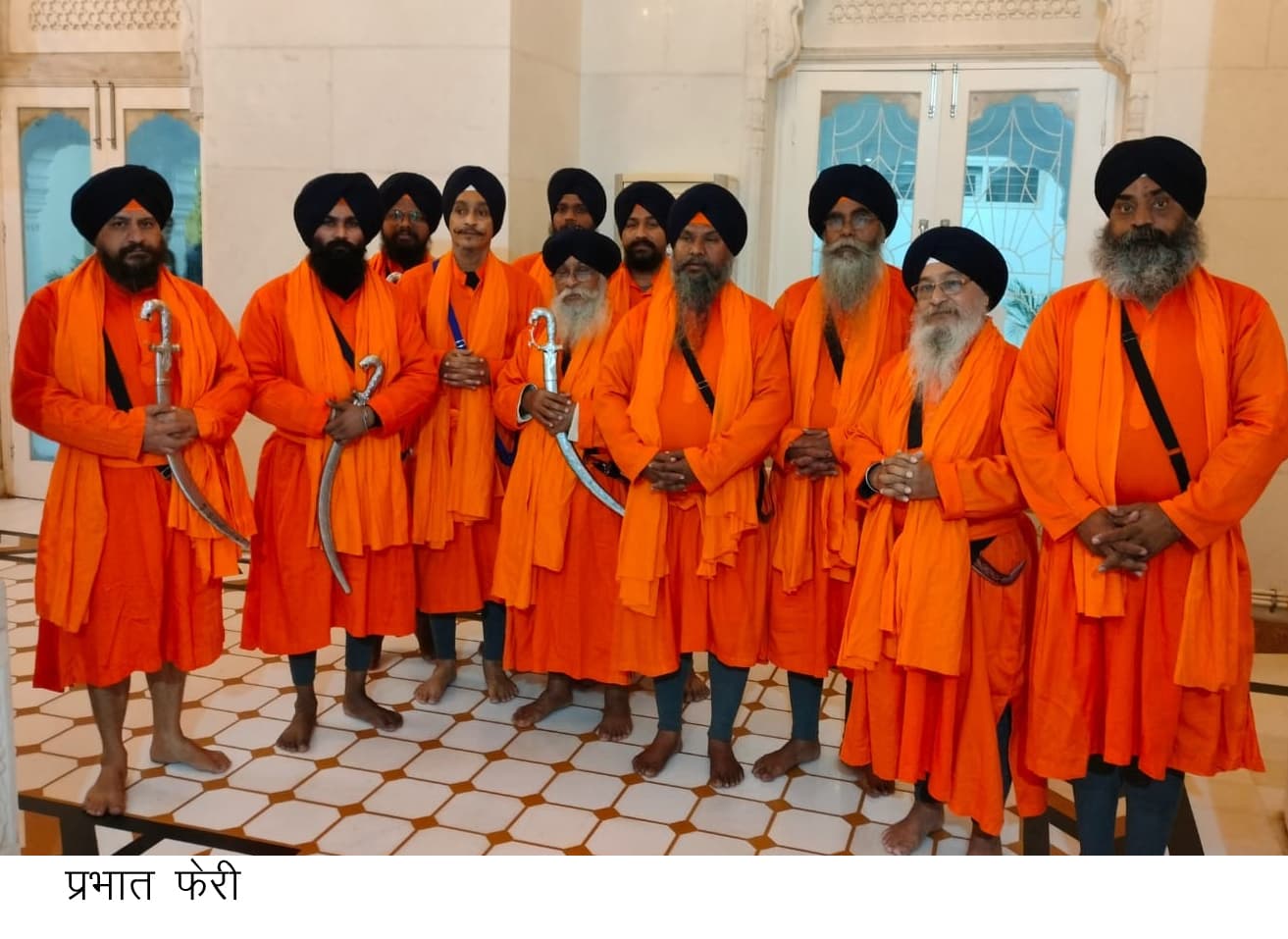 गुरुद्वारा गुरु के बाग पहुंची प्रभातफेरी, टेका मत्था