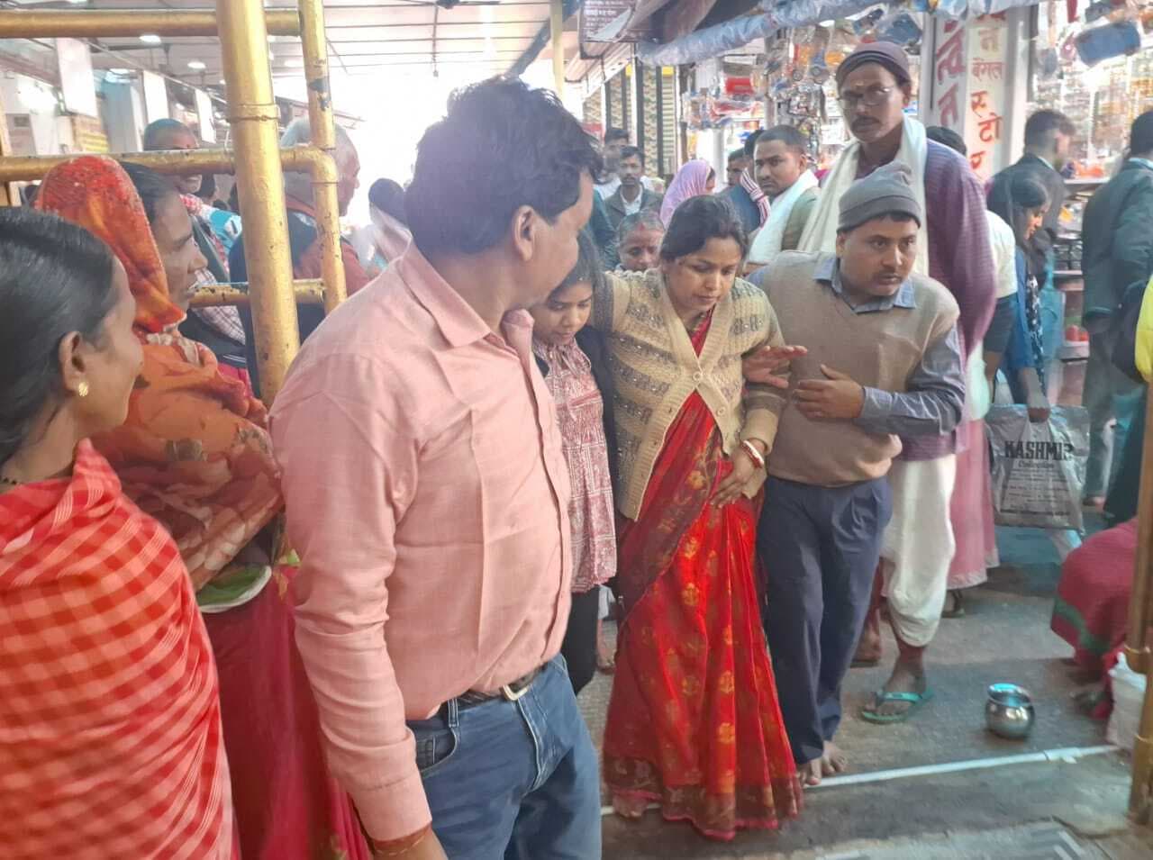 Accident : टोटो पलटा, पूजा करने जा रहे तीन श्रद्धालु घायल