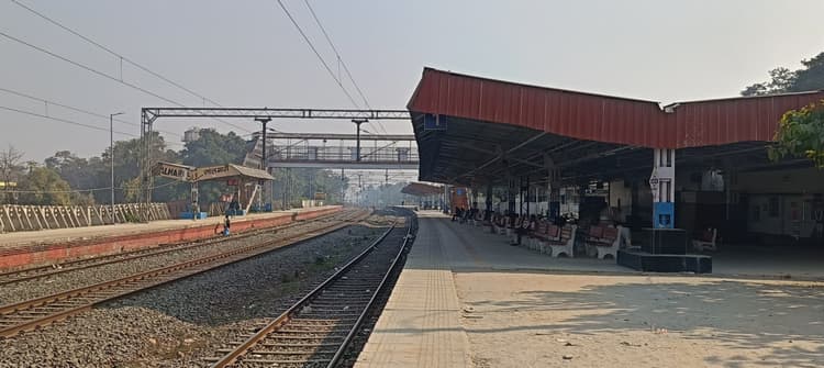 आनंद विहार राधिकापुर एक्सप्रेस को प्रत्येक दिन चलाने की मांग