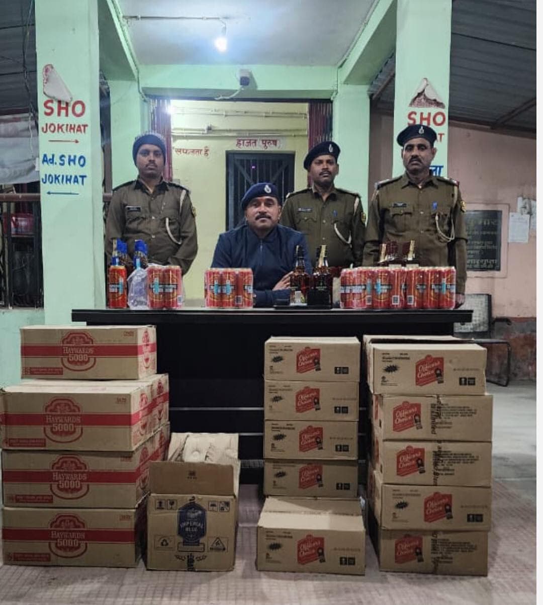 कार से 264 लीटर विदेशी शराब जब्त