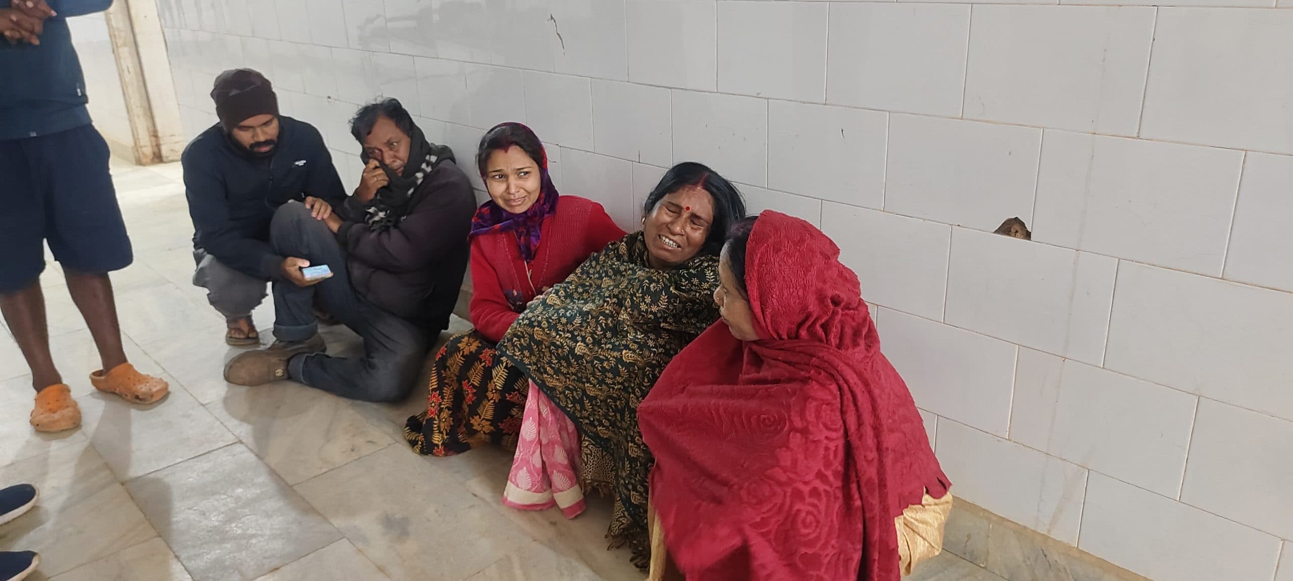 सड़क दुर्घटना में वाइ-फाइ टेक्नीशियन की मौत, एक गंभीर