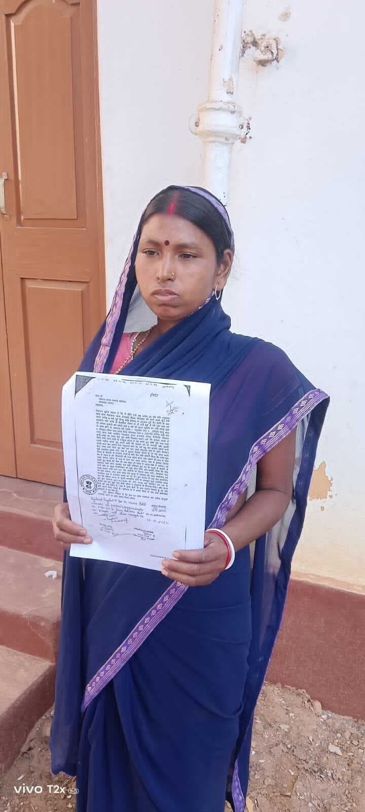 Giridih News :कन्या का जन्म हुआ तो घर से निकाला, साल भर से मायके में रह रही विवाहिता