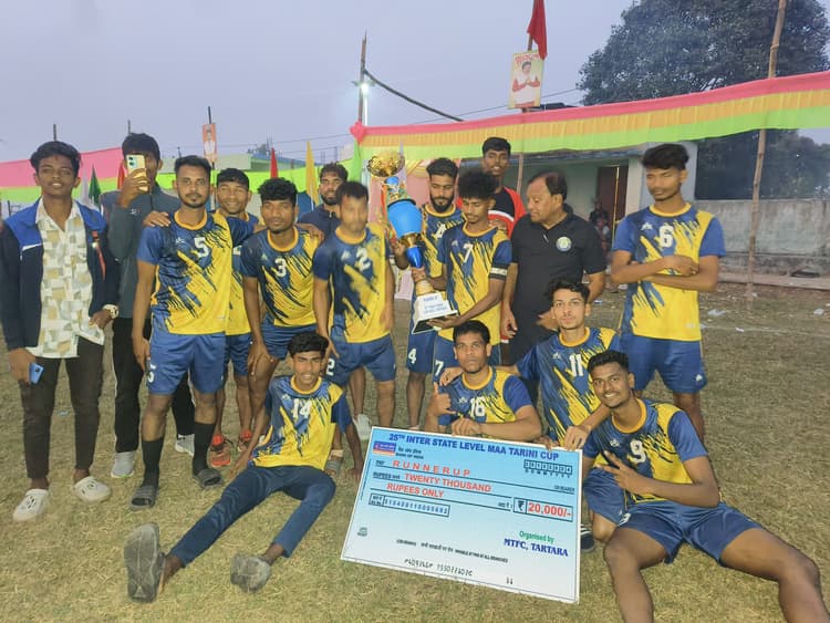 Chaibasa News : फाइनल में डीएमएसएफ रहा उपविजेता