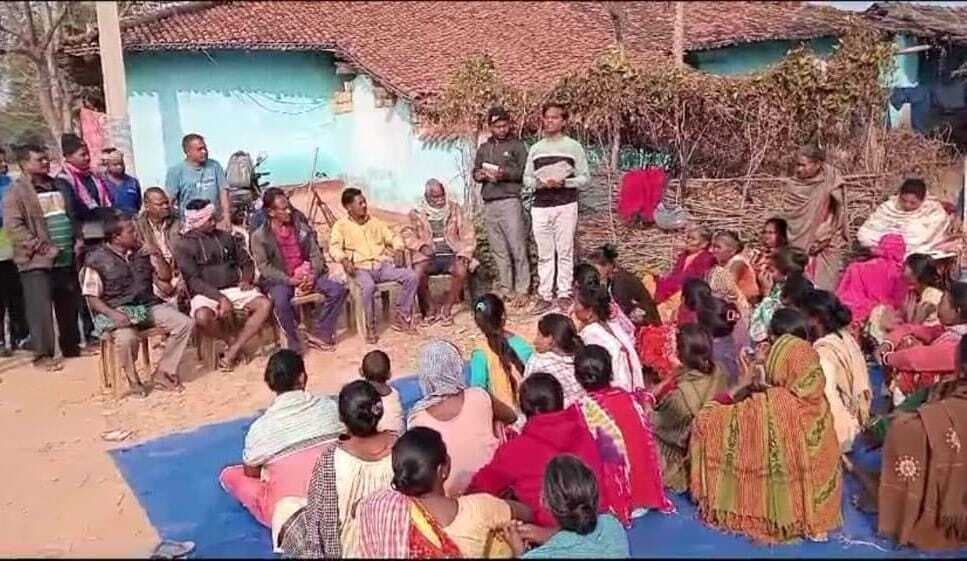 Chaibasa News : ग्रामसभा में बिजली, पानी व शिक्षा का मुद्दा छाया रहा