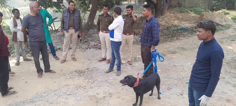 Darbhanga News: हथियारबंद अपराधियों ने हाइ कोर्ट के वकील व उसके भाई के घर की लूटपाट