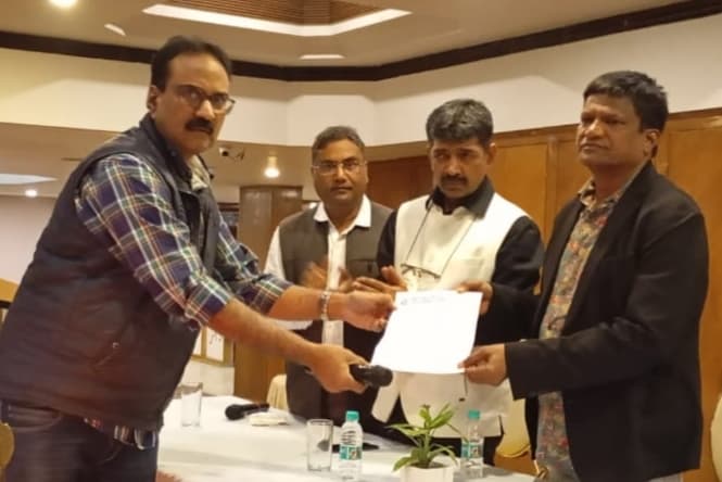 Bokaro News : जल्द वार्ता कर समस्याओं का निकाला जायेगा समाधान : सांसद