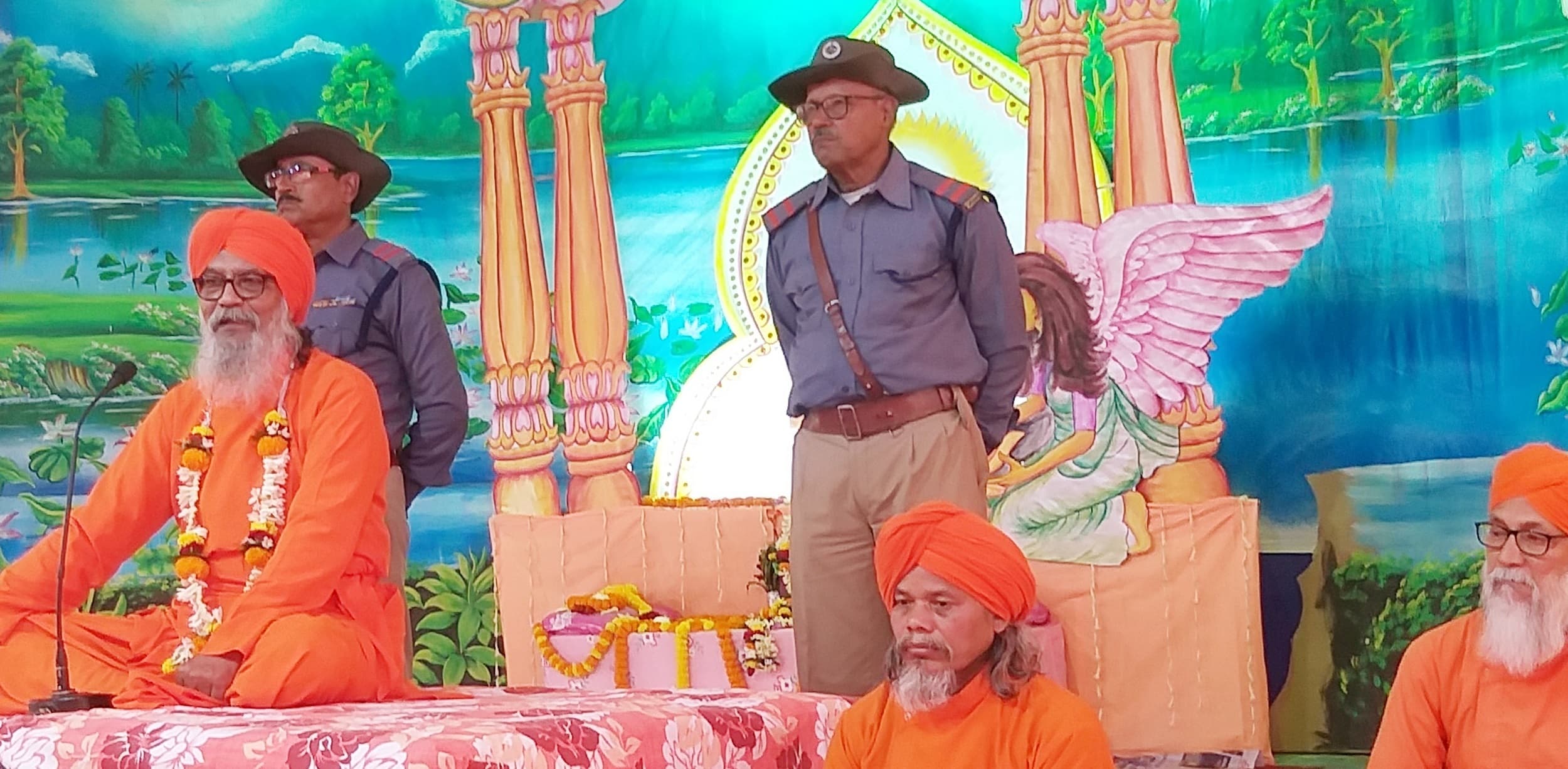 Bokaro News :परम पुरुष की कृपा से असंभव काम भी संभव : आचार्य विकासानंद अवधूत