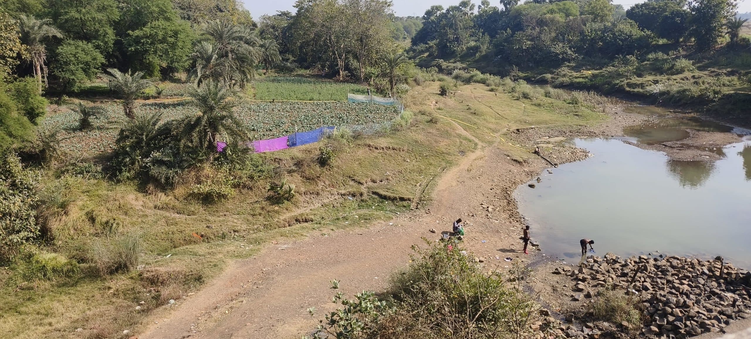 रानीपुर परगना नदी का तट बना पसंदीदा पिकनिक स्पॉट