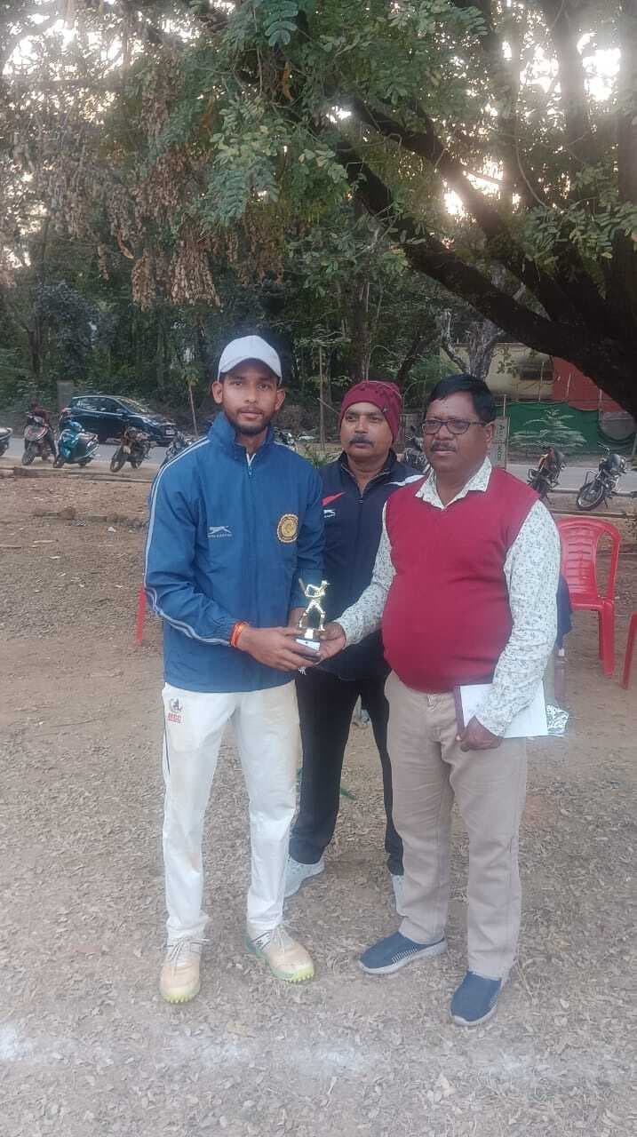 यंग ब्वॉयज ने यंग स्पोर्टिंग को तीन विकेट से हराया