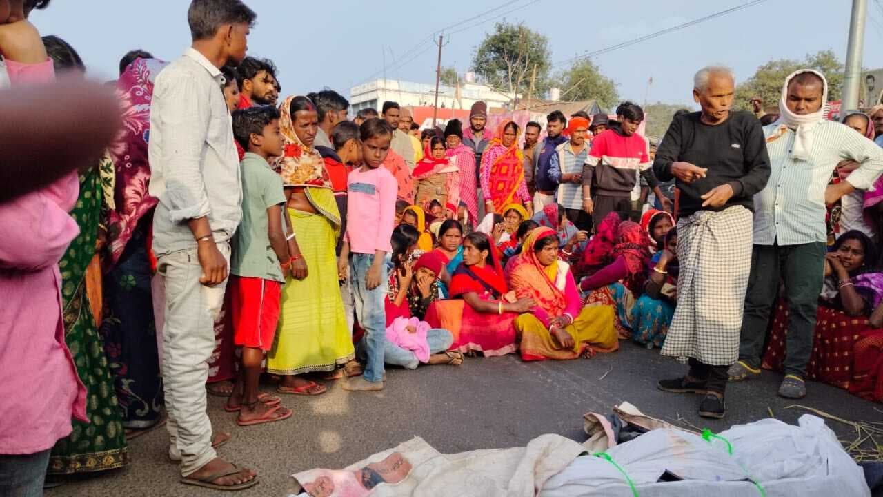 Deoghar News : 10 दिनों से गायब युवक का कुएं में मिला शव, परिजन बोले : हत्या हुई है