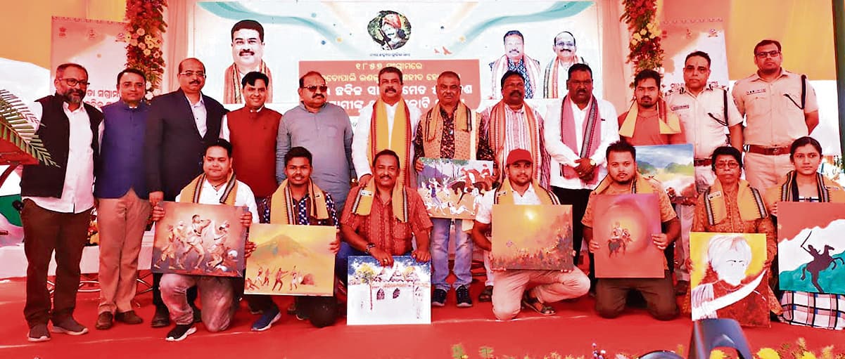 Sambalpur News: हम इतिहास नहीं बदल रहे, बल्कि इसे बड़ा करने का काम कर रहे हैं : धर्मेंद्र प्रधान