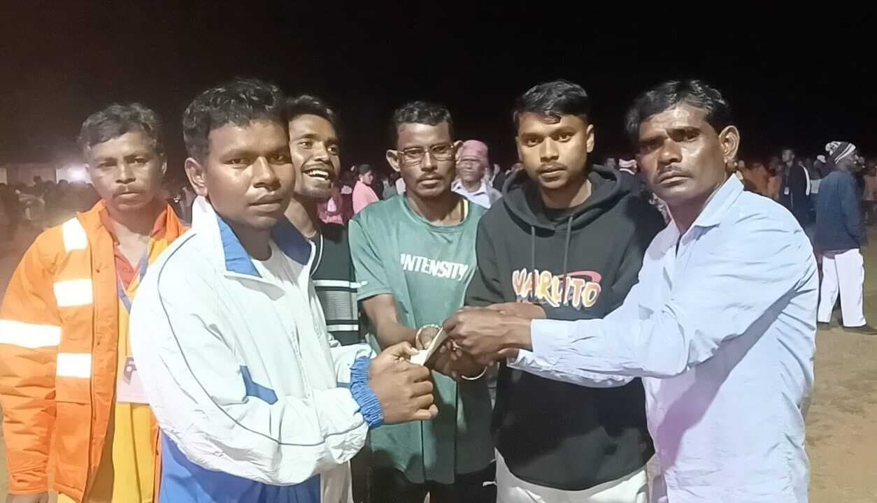 East Singhbhum : आरपीएफ तूफान एफसी का खिताब पर कब्जा