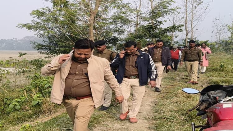 Bihar News: मधेपुरा में दवा कारोबारी की गोली मारकर हत्या, अपराधियों ने लाश को दूर ले जाकर फेंका