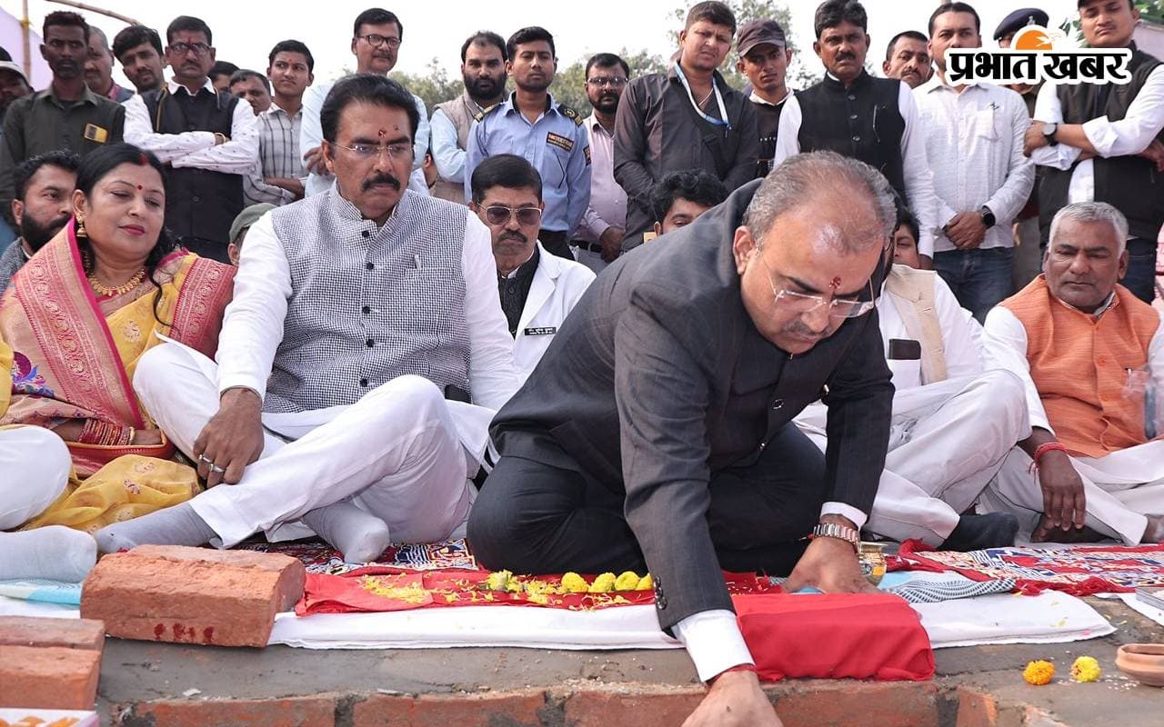 Bihar News: दरभंगा में दवाओं की किल्लत होगी समाप्त, स्वास्थ्य मंत्री ने 9 करोड़ की खास परियोजना का किया शिलान्यास, देखें वीडियो