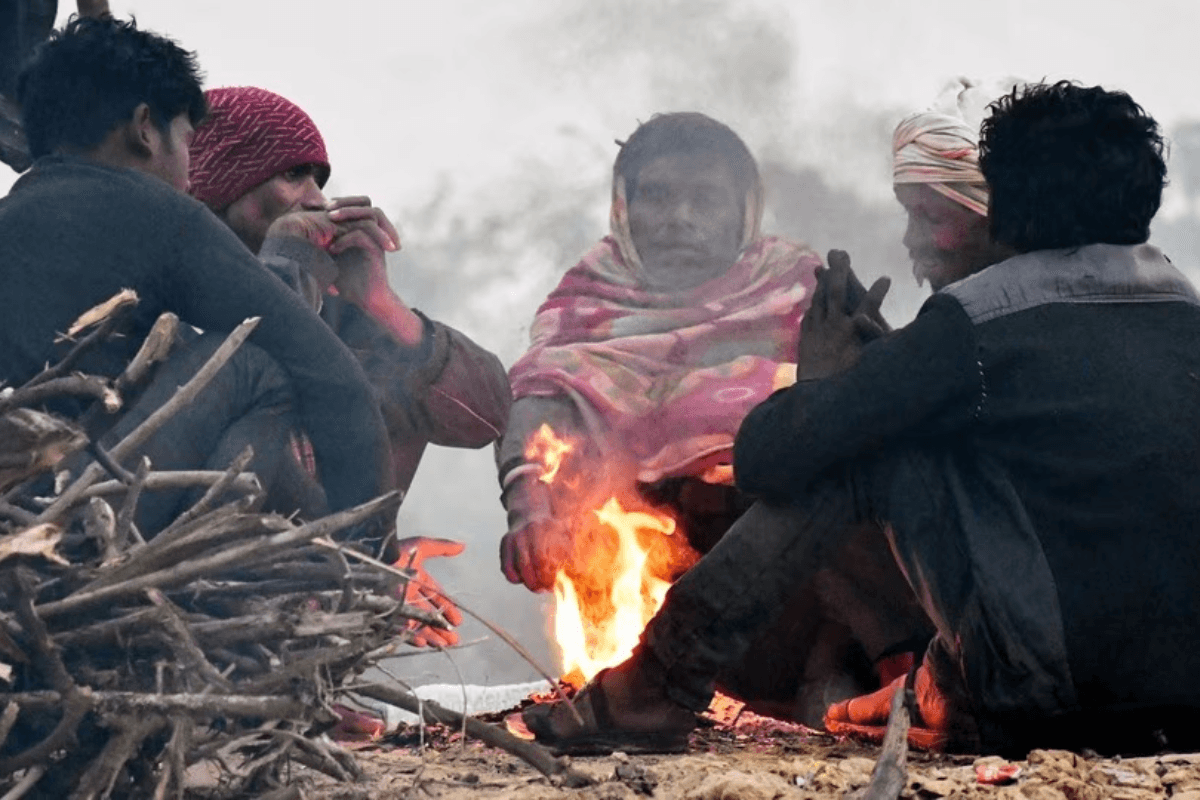 Muzaffarpur Weather: दिनभर चलती रही ठंडी हवा, घरों में दुबके रहे लोग, जानिए आज कैसा रहेगा मौसम का मिजाज?