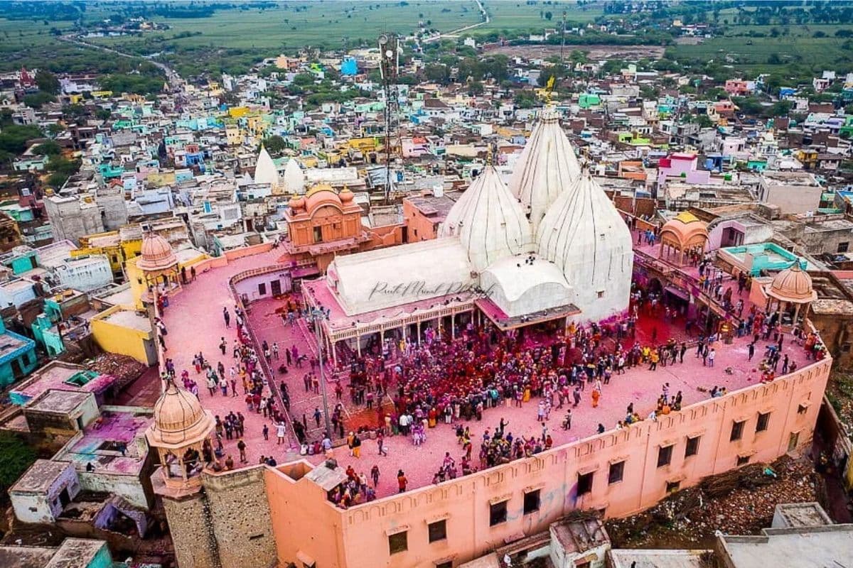 Ruckus in Mathura: मथुरा के नंदगांव में श्रीकृष्ण की जाति को लेकर बवाल, जानें पूरा मामला