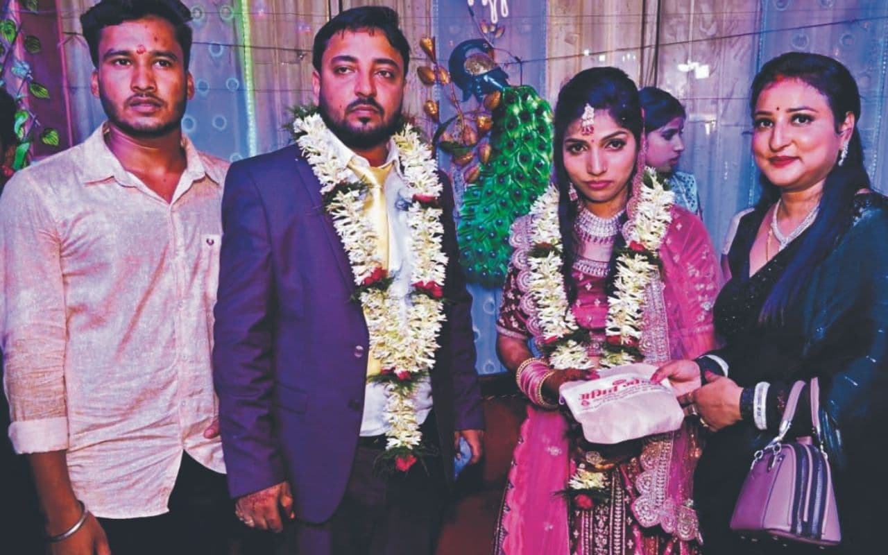 Saharsa: 'प्यारे पापा, अब जीने का मन नहीं है', दूल्हे पर प्रताड़ना का आरोप लगा गायब हो गई लड़की