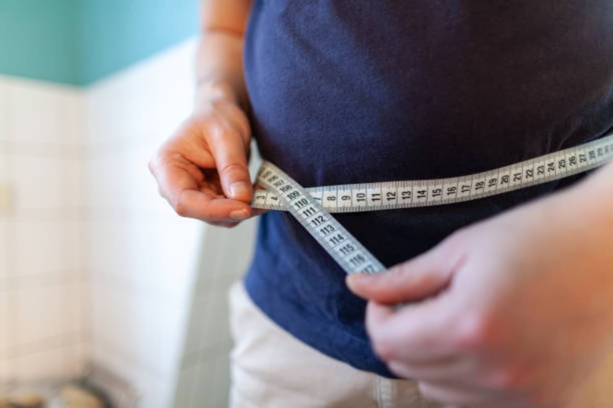 Weight Loss Tips: महीने भर में घट जाएगा बढ़ा हुआ वजन, इस तरह खुद को रख सकते हैं फिट और एक्टिव