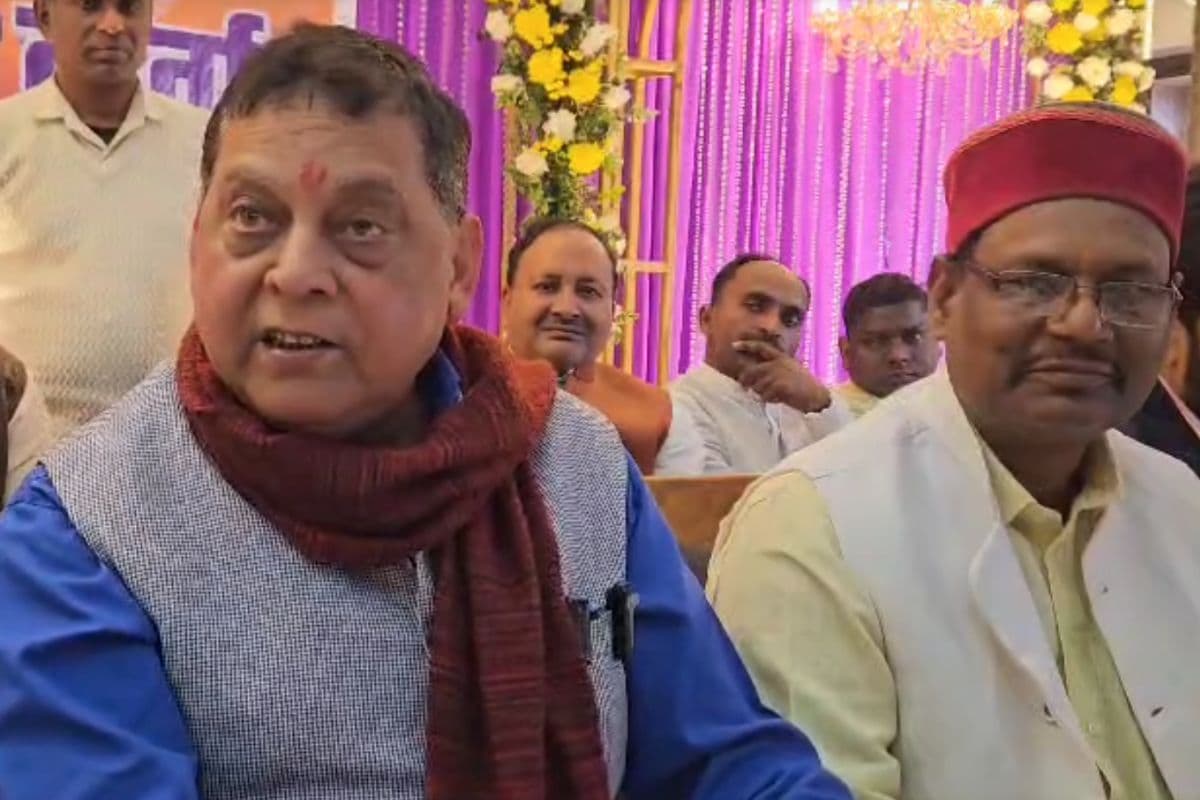 जदयू के MLC ने लालू और तेजस्वी पर लगाए गंभीर आरोप, बोले- सैलरी घोटाले से लेकर शराब माफिया से सांठगांठ