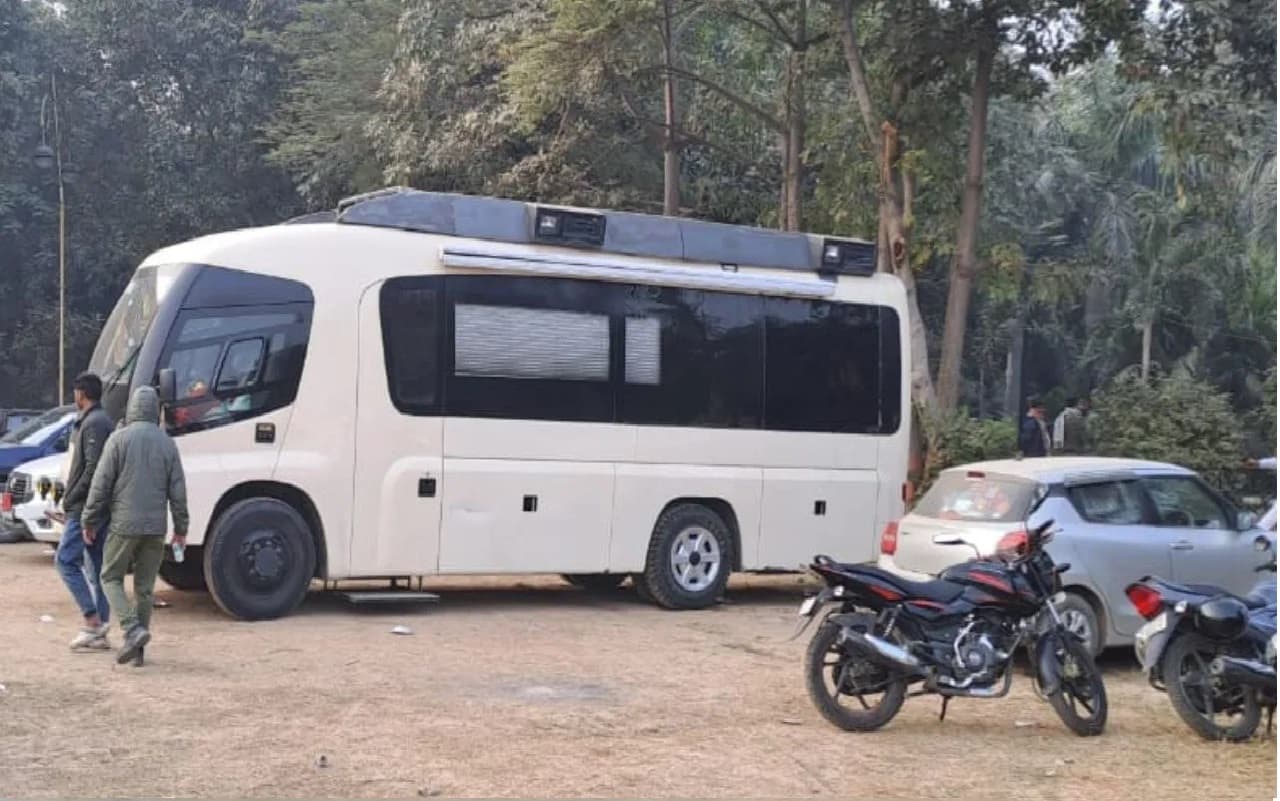 BPSC Protest: प्रशांत किशोर के धरने पर 5 स्टार वैनिटी वैन और हाईटेक फैसिलिटी, जानें क्यों हो रही इसकी चर्चा