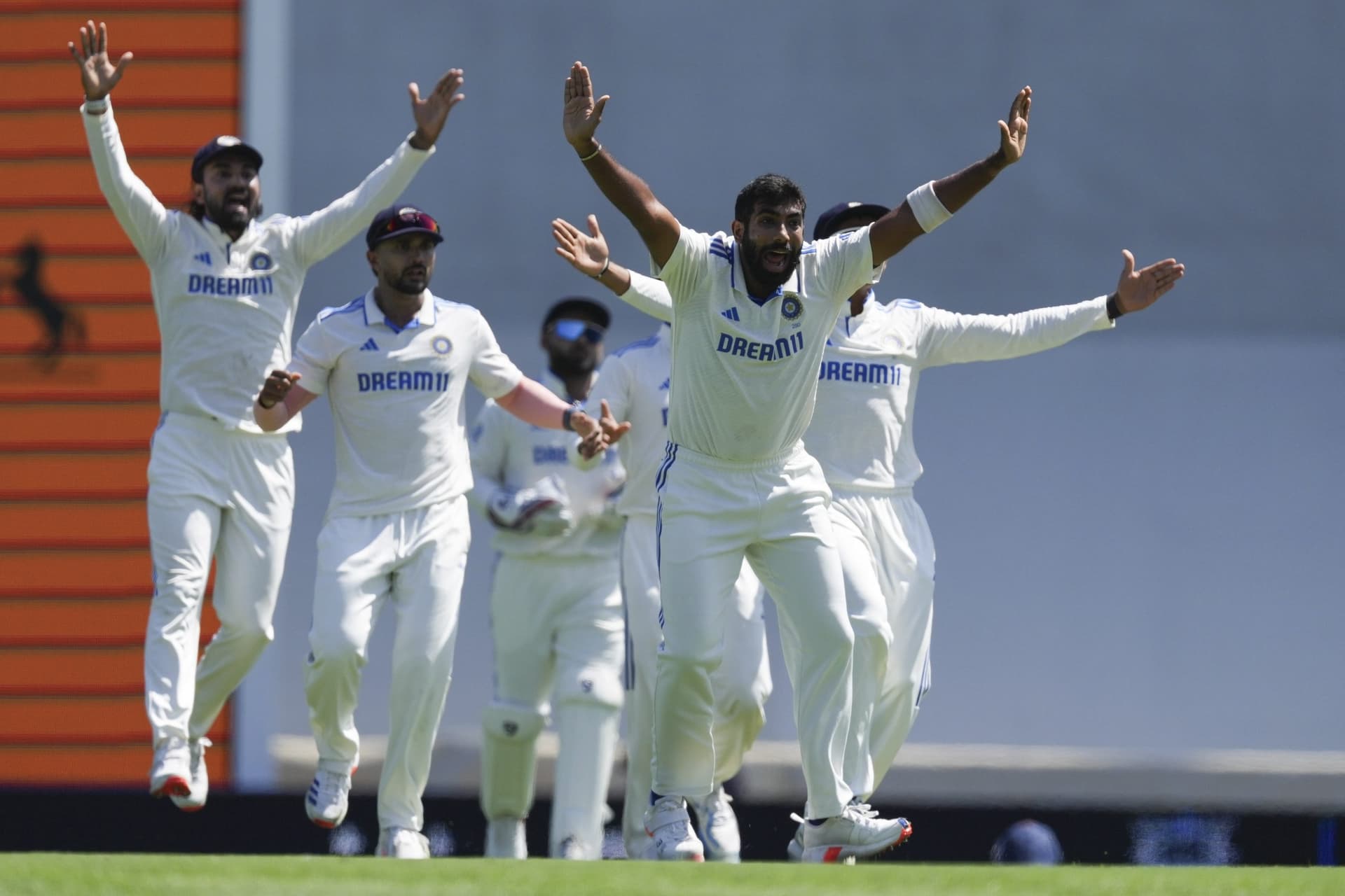 'यह ICC पर छोड़ देंगे', ऑस्ट्रेलिया के मुख्य कोच ने भारत पर कोंस्टस को धमकाने का लगाया आरोप