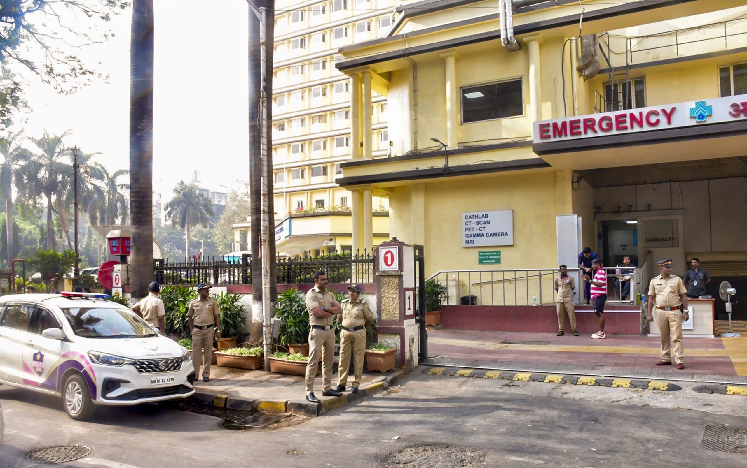 Saif Ali Khan Attack: 'उनकी गर्दन और पीठ से खून निकल रहा था, मैंने यू-टर्न लिया और…' ऑटोवाले ने बताई उस रात की कहानी