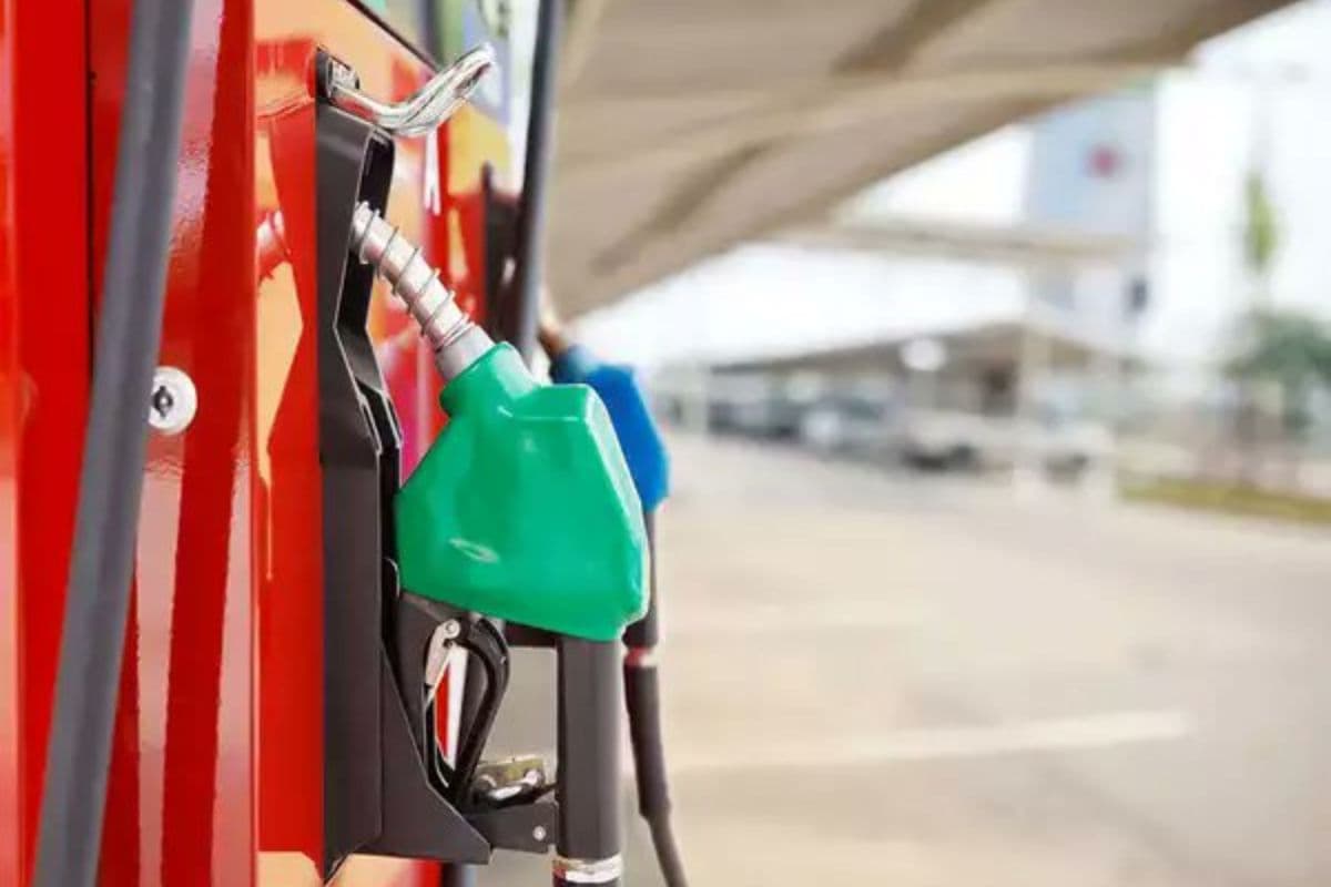 18 जनवरी 2025 को Petrol में कहां लगी ‘आग’, कहां आई नरमी, आपके जिले में क्या है 1 लीटर पेट्रोल का भाव
