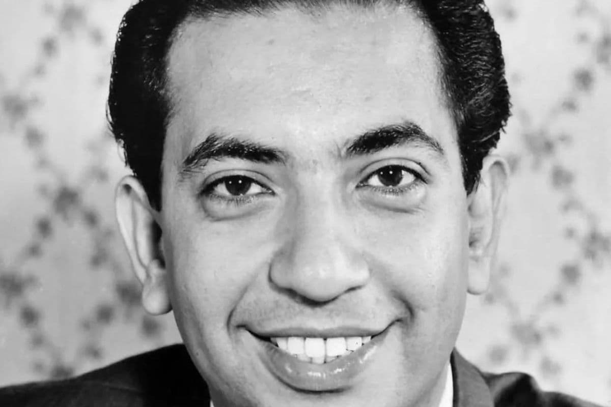 Mahendra Kapoor Birth Anniversary: देशभक्ति गीतों के दिग्गज फनकार के लिए राज कपूर ने जलाया था अपना हाथ, फिर ऐसे बने…