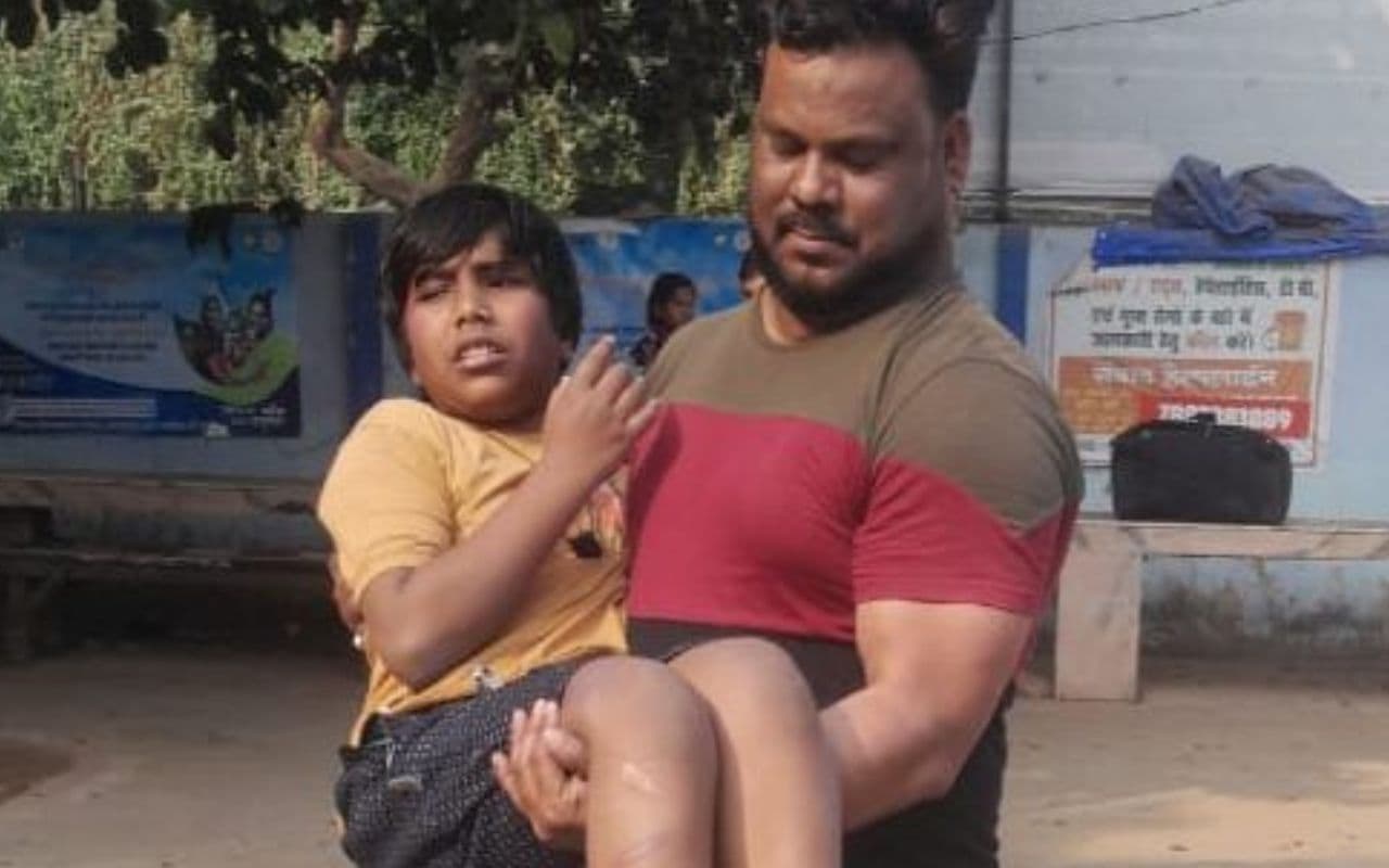 Bhagalpur Crime: चोरी का आरोप लगा 12 वर्षीय बच्चे के साथ निर्ममता, पहले पानी डाला फिर…