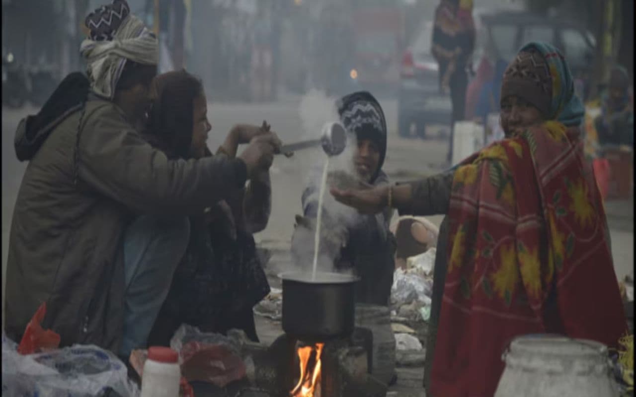 Bihar Weather : बिहार में मौसम की गुगली से सभी हैरान, कई जिलों में रहेंगे कोल्ड डे जैसे हालात