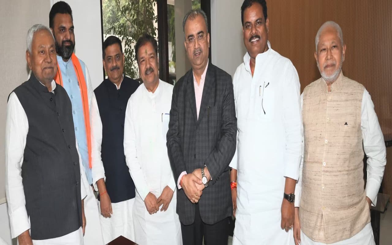 Video: बिहार में खेला नहीं एनडीए का मेला होगा, एनडीए के सभी नेताओं ने एक मंच से भरी हुंकार