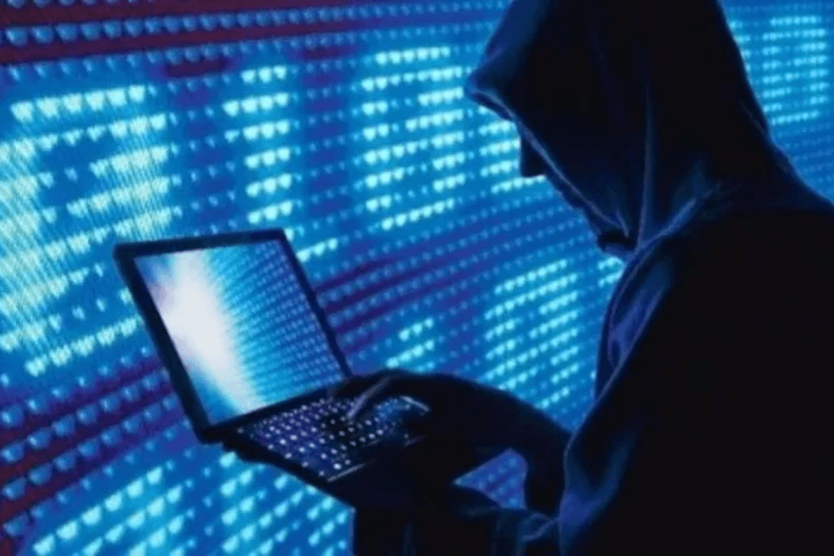 Crime News: पुलिस ने 8 साइबर ठगों को किया गिरफ्तार, सस्ते रेट पर लोन दिलाने के बहाने करता था ठगी