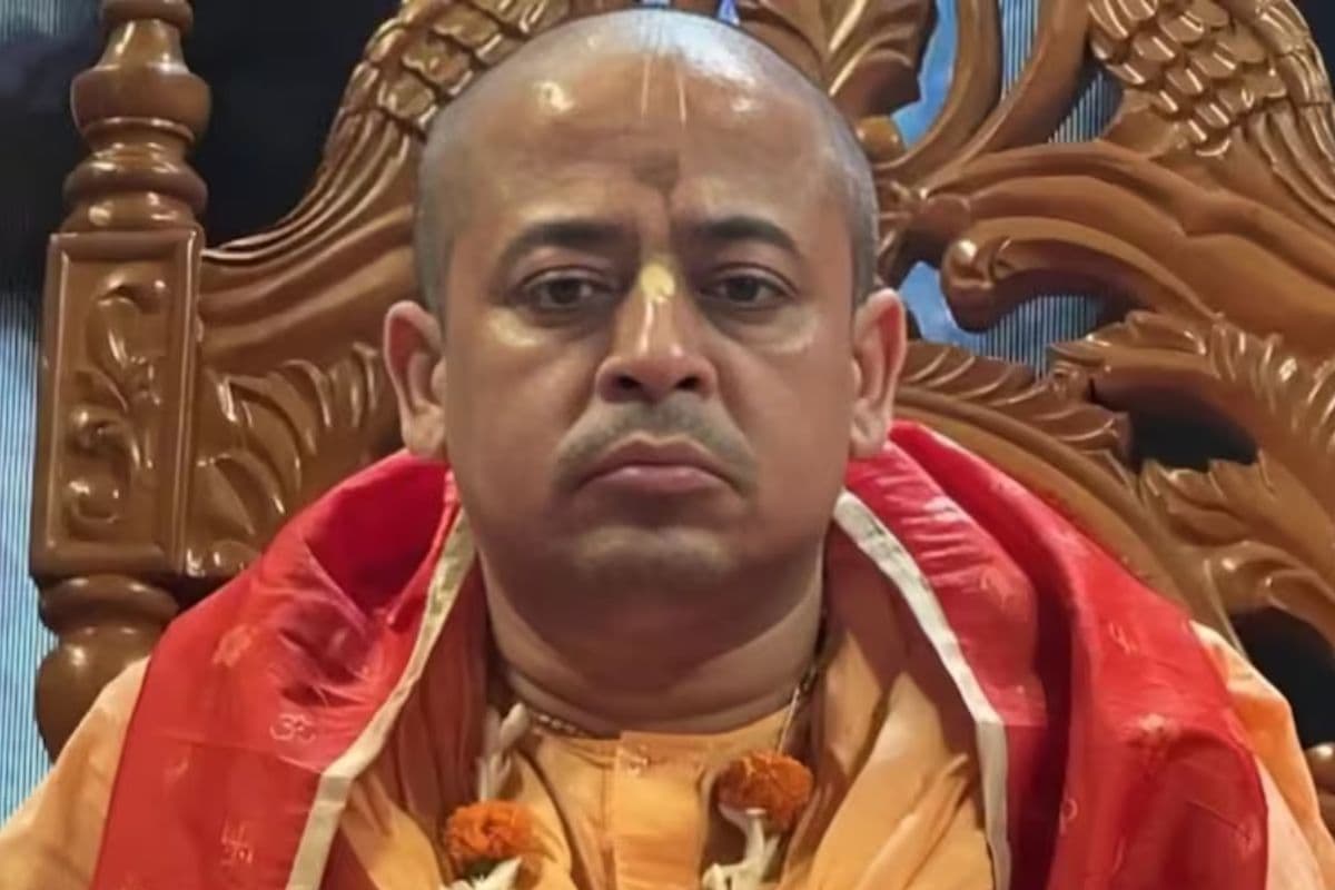 बांग्लादेश की जेल से बाहर नहीं आएंगे हिंदू संत चिन्मय कृष्ण दास, जानिए क्यों?