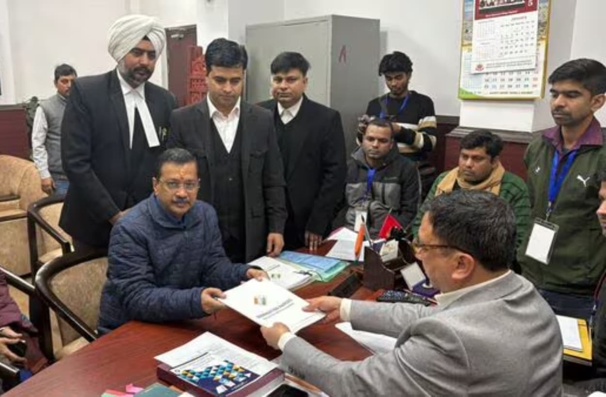 Delhi Election 2025: दिल्ली चुनाव में 477 लोगों का नामांकन खारिज ? कई सीटों पर दिखेगा कड़ा मुकाबला