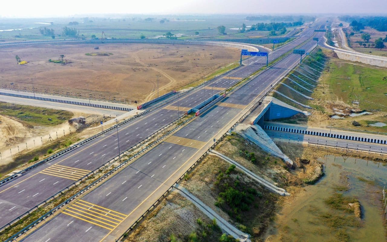 Road in Bihar: बिहार को मिला एक और एक्सप्रेसवे, 4000 करोड़ की लागत से बनेगा नारायणी-गंगा कॉरिडोर
