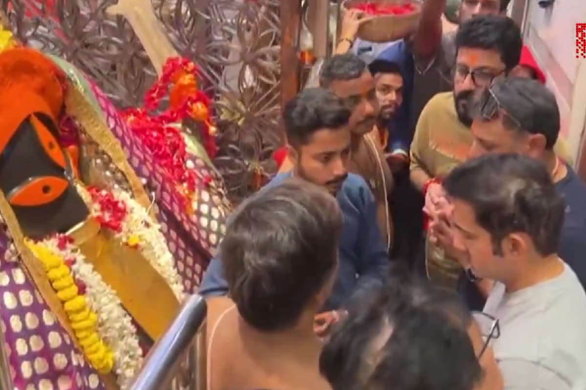 IND vs ENG: इंग्लैंड के खिलाफ टी20 सीरीज से पहले मां काली की शरण में पहुंचे गंभीर, देखें वीडियो