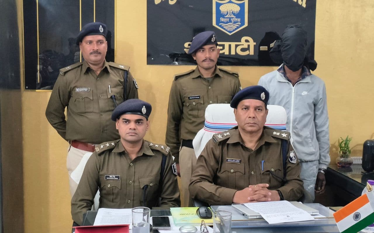 Gaya News: टॉप 10 क्रिमिनल में शामिल 50 हजार का इनामी कुख्यात रंजन गिरफ्तार, एसआईटी टीम को मिली बड़ी सफलता