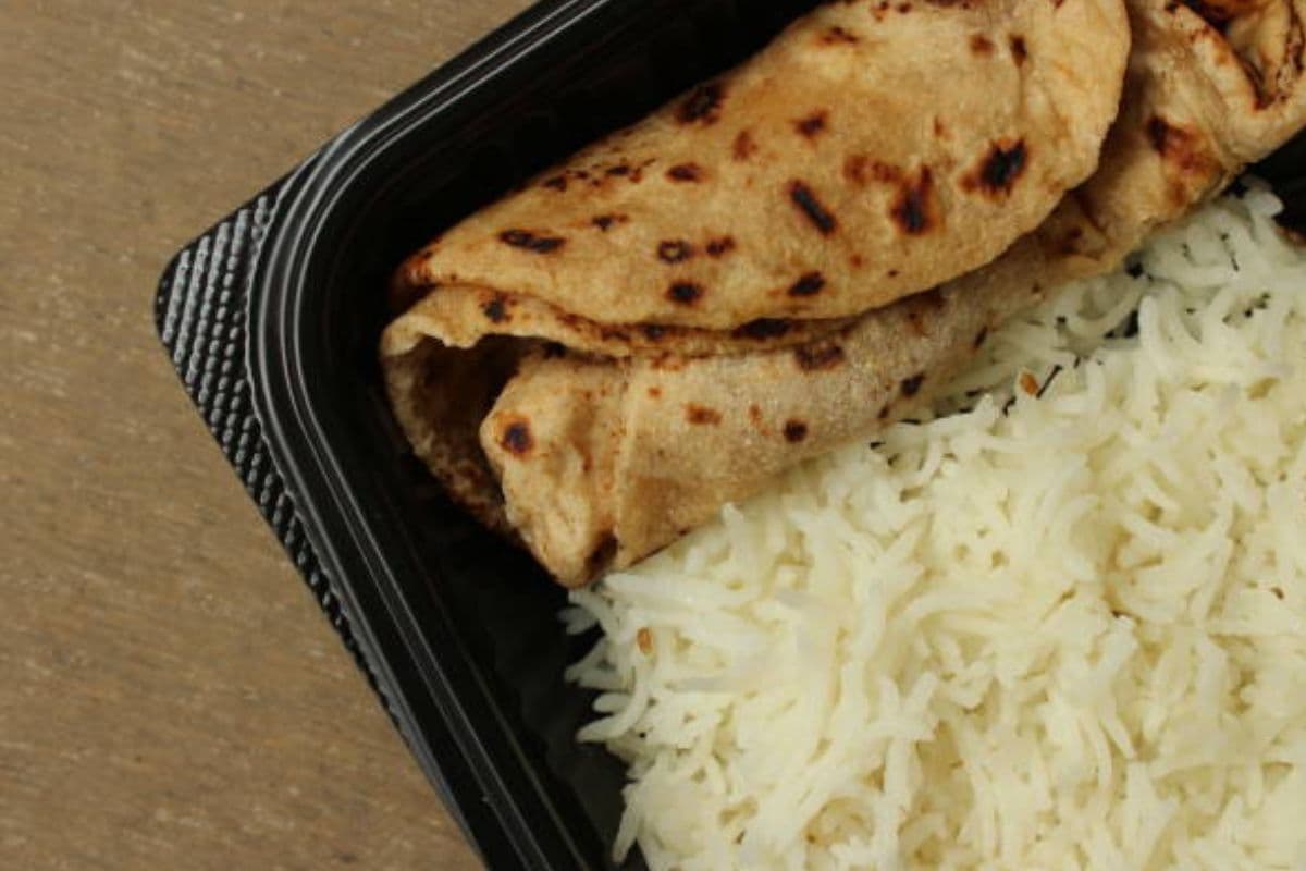 Health Tips: क्या आप भी चावल और रोटी एक साथ खाते हैं? तो सतर्क हो जाइए, वरना घेर लेंगी ये बीमारियां