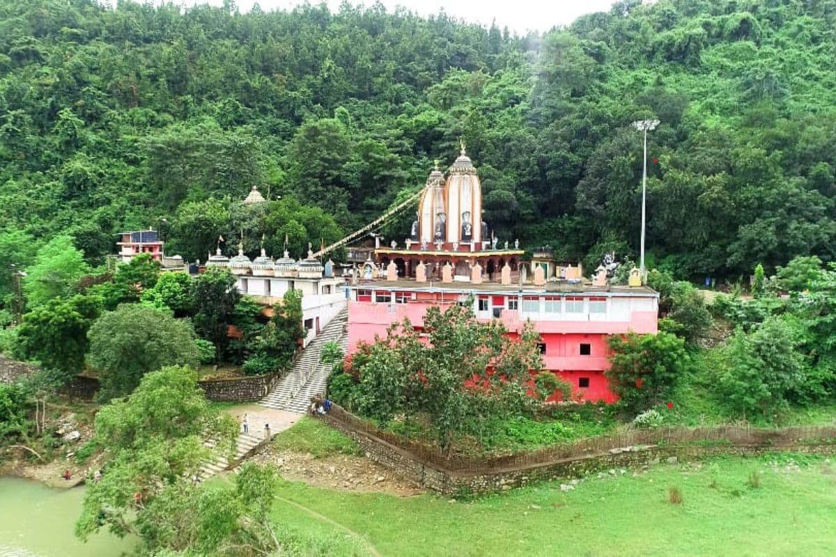 मकर संक्रांति पर जयदा शिव मंदिर में उमड़ते हैं श्रद्धालु और साधु-संत, भगवान राम से ये है कनेक्शन