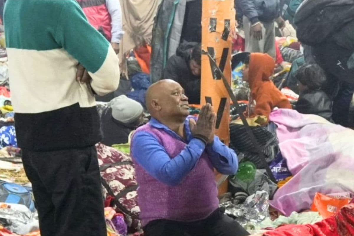 Mahakumbh 2025 Prayagraj Mela Stampede LIVE: महाकुंभ भगदड़ में 30 श्रद्धालुओं की मौत, 60 लोग घायल