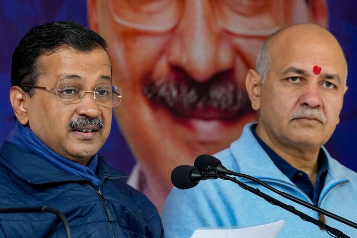 क्या अरविंद केजरीवाल से कम है मनीष सिसोदिया की संपत्ति?