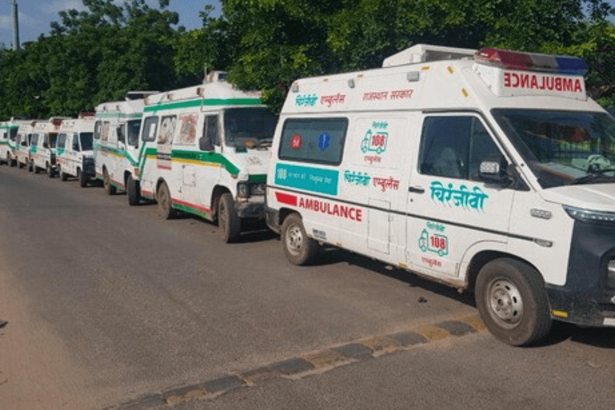 Muzaffarpur News: जिले के सभी एंबुलेंसकर्मी हड़ताल पर, प्राइवेट वाले वसूल रहे मनमाना किराया