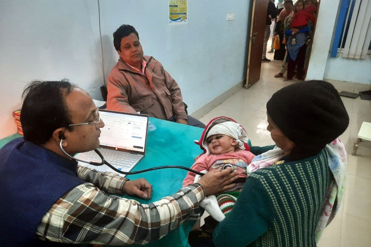 मुजफ्फरपुर में ठंड से बिगड़ते बच्चों का स्वास्थ्य, डॉक्टरों ने दी हिदायत, इन बातों का रखें ध्यान