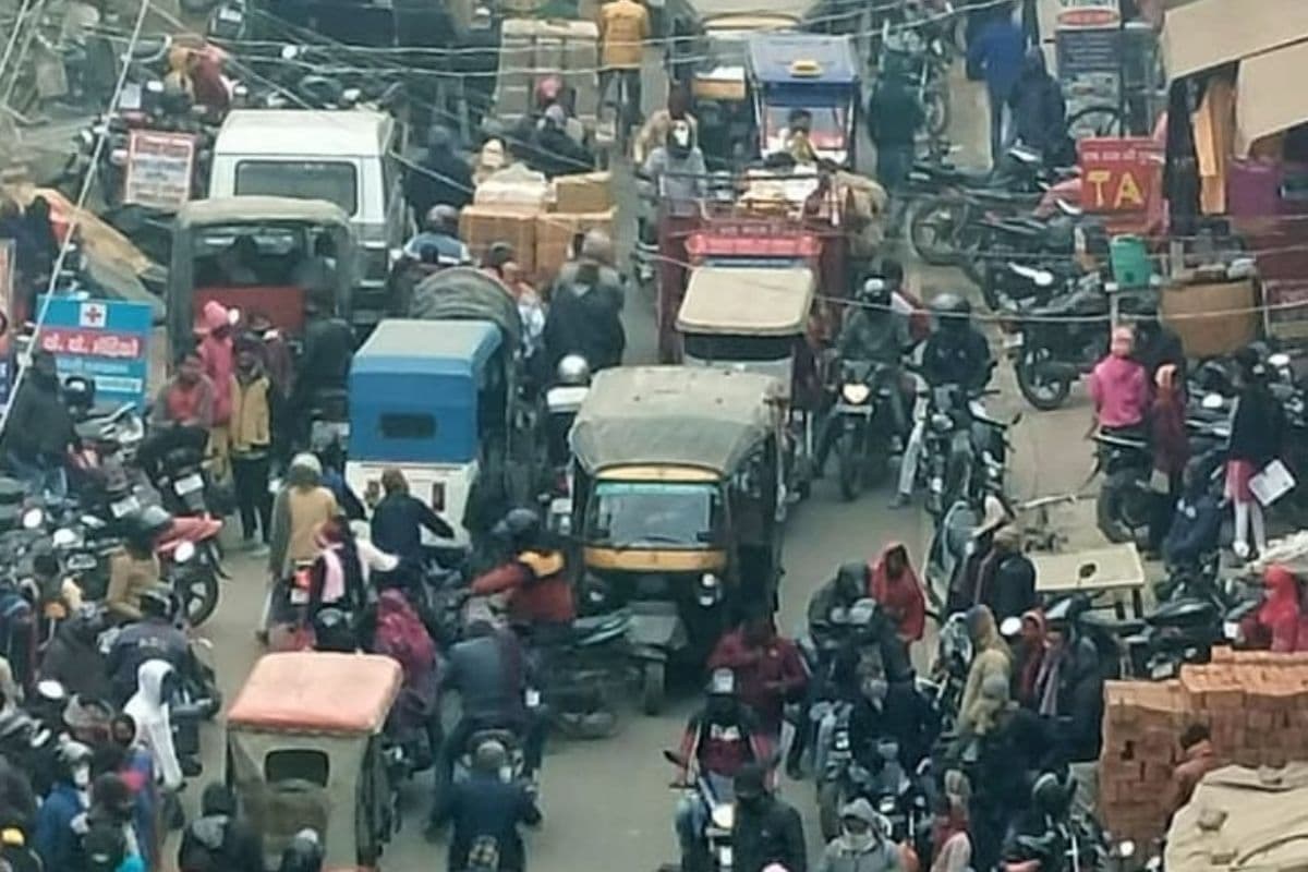 मुजफ्फरपुर में व्यापारियों का संकट, डेढ़ करोड़ के कारोबार के बावजूद सुविधाओं की है कमी