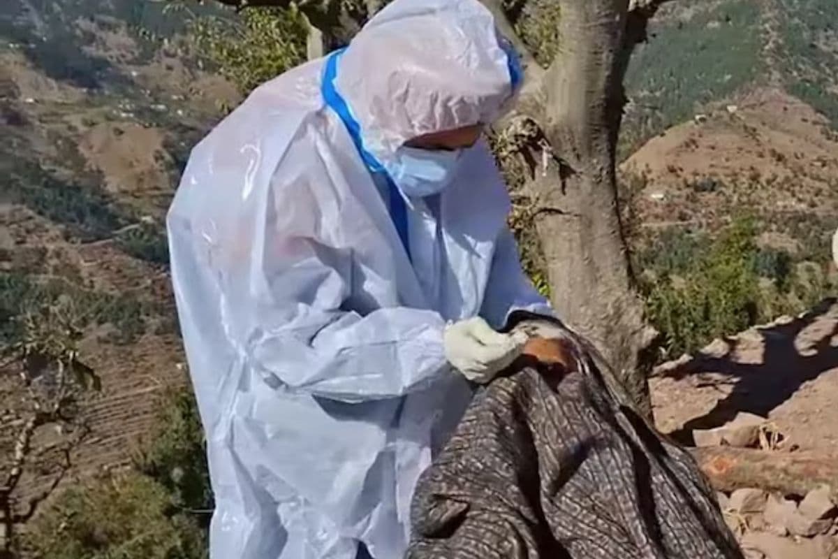 जम्मू के गांव में रहस्यमयी बीमारी का कहर,17 मौतों के बाद कंटेनमेंट जोन घोषित